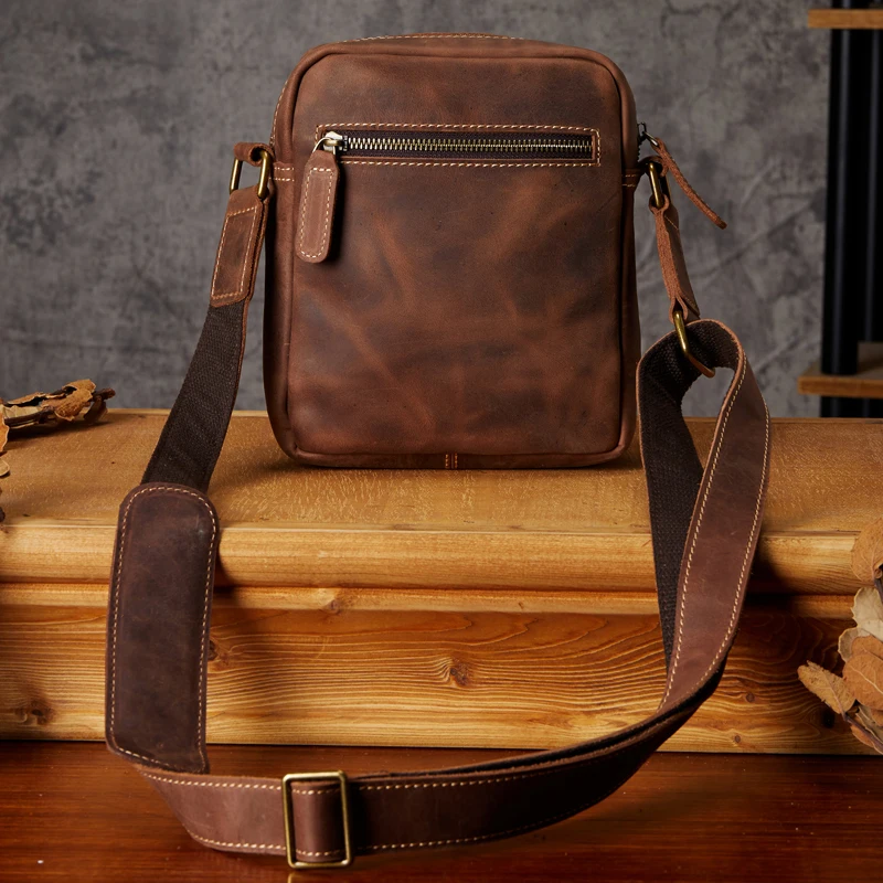 Retro Cowhide Leather Shoulder Bag For Men Vintage Genuine Leather Cross body Bag Casual Outdoor Satchels Business Messenger Bag