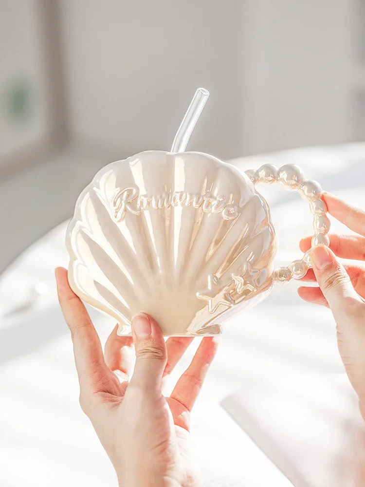 Pearl shell mug with lid straw high value girl cute ceramic water cup gift Shell cup water cup 450ML