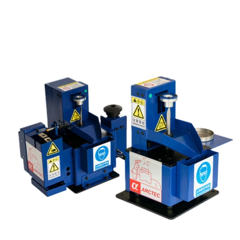 Welding Robotic Arm Integrated Fully Automatic Torch  Cleaning Station