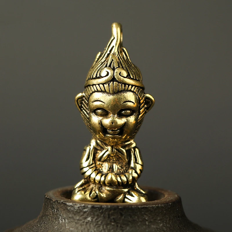 Black Myth Wukong Game Peripheral Keychain Retro Golden Brass Stereoscopic HD School Bag Luggage Car Pendant Decoration