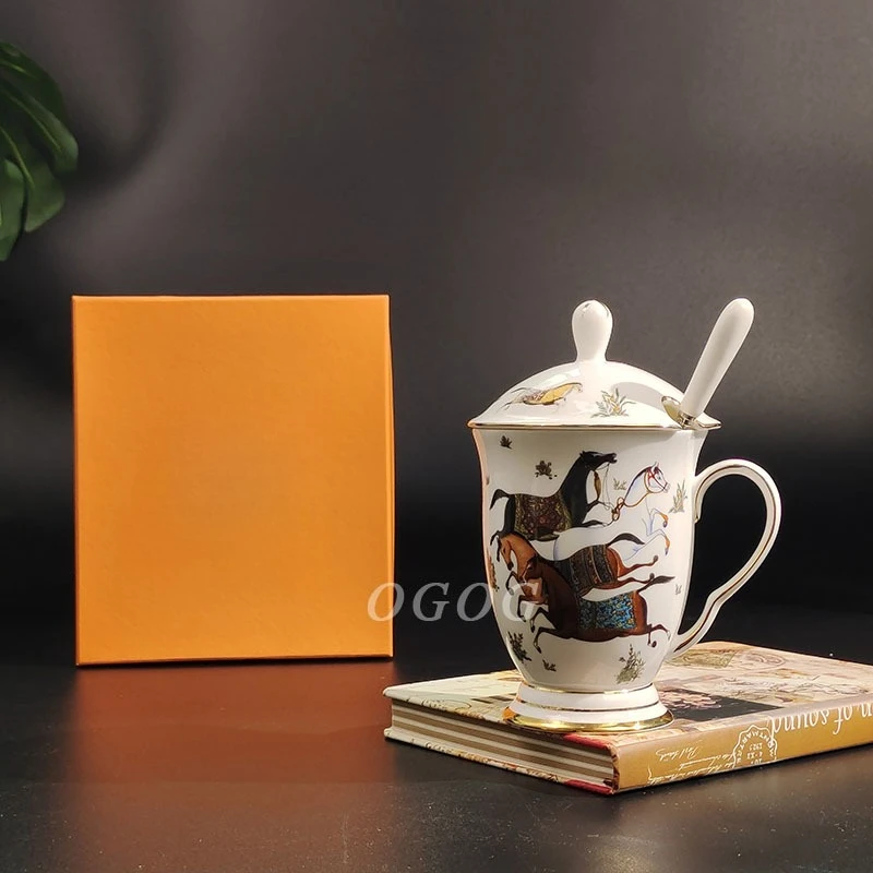 

Elegant Exquisite Bone China Mug with Gold Rim Horse Pattern Coffee Cup Office Use Party Favor Gift Recommendation for Holiday