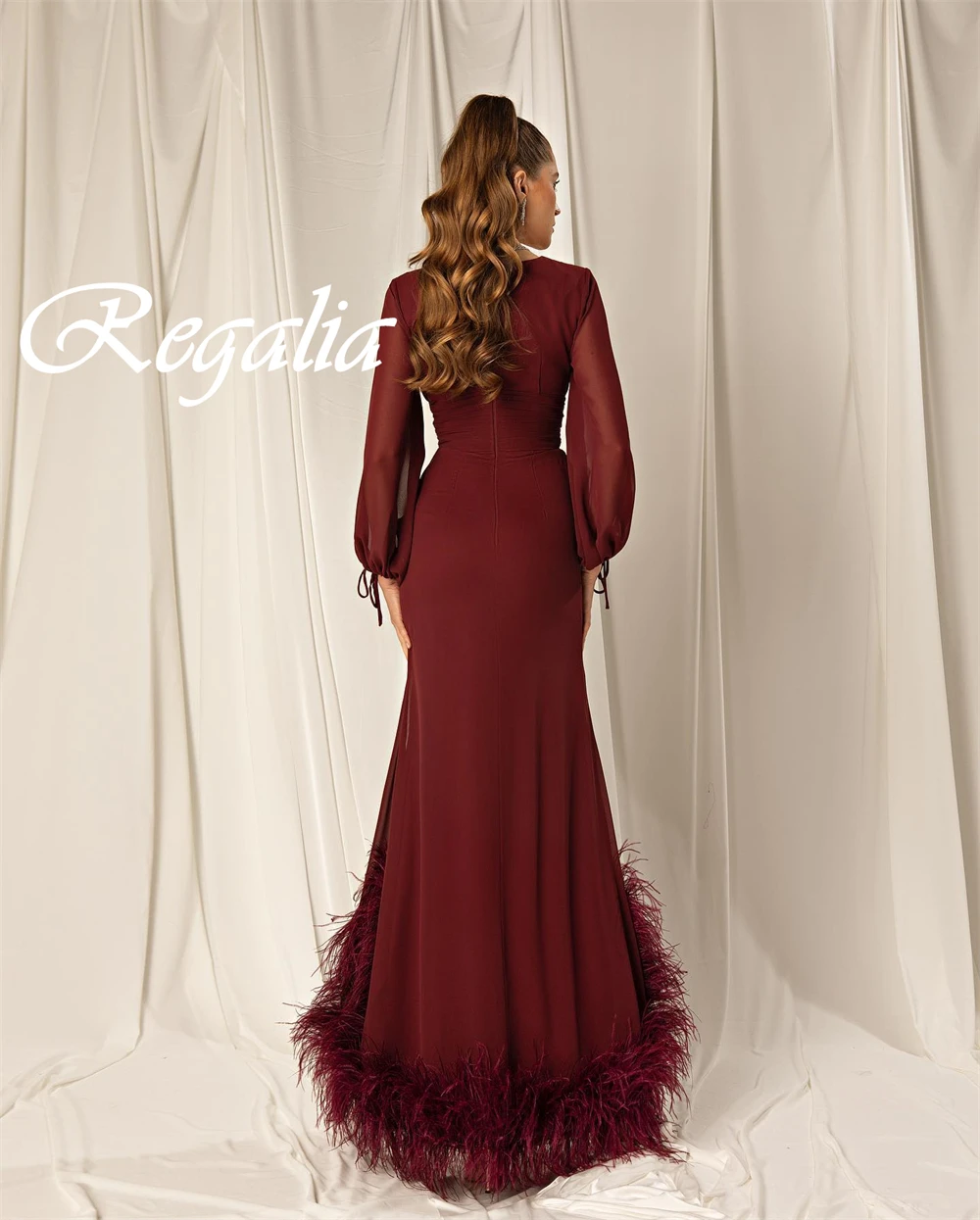 Maßgeschneiderte Abendkleider aus bordeauxrotem Jersey im Meerjungfrau-Stil, formelle V-Ausschnitt, lange Ärmel, Heimkehrkleider, Temperament-Partykleider