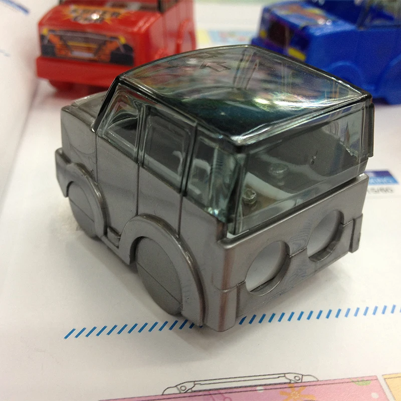 1Pieces Cartoon Car Styling Pencil Sharpener Creative Stationery Pencil Sharpener Cutter School Office Supplies