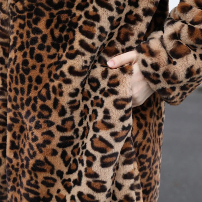 Leopard Winter Women Long Faux Fur Coat Lapel Fluffy Coats Stylowe pluszowe kurtki z długim rękawem Luźna odzież wierzchnia 2024