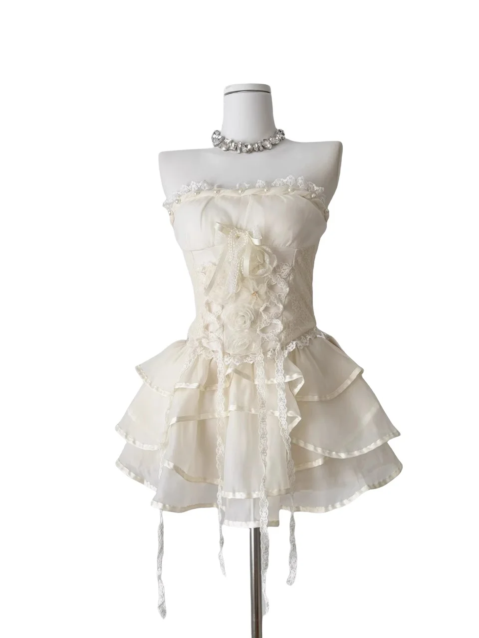 

Princ Sle Two-Piece Set with Pearl Embellied Lace Heavy Embroidery High Waist ort Skirt Breathable Comfortable Summe...