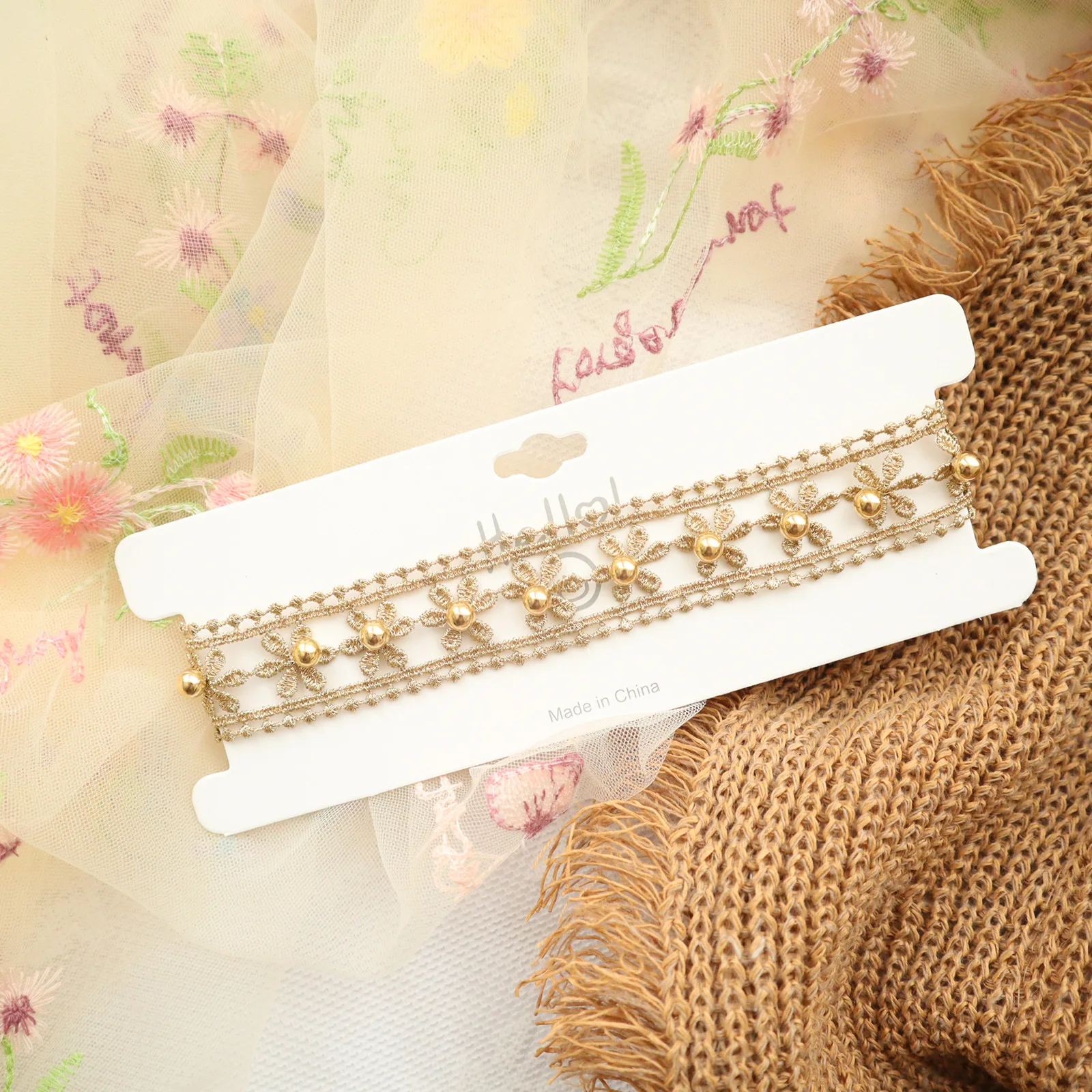 Elegant Gold Hollow Floral Lace Beaded Choker Collarbone Necklace for Women Vintage Korean Style Delicate Lightweight Vacation