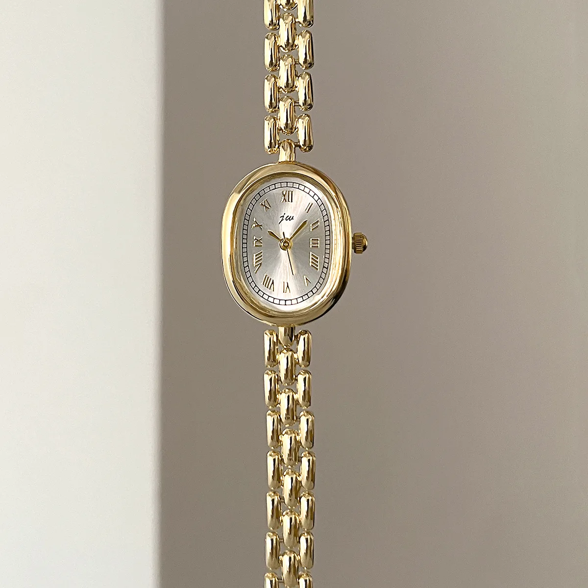 Watch For Women’s Compact Bracelet Roman Numerals Elliptical Dial Gold Silver Options Fashion Elegant Ladies' Bracelet