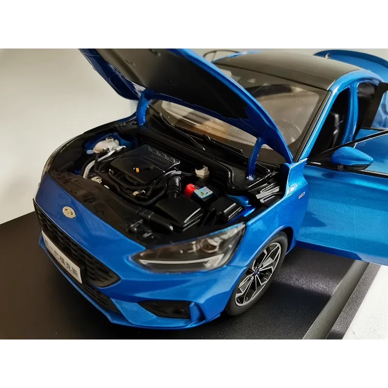 Diecast 1:18 Schaal Originele Changan FORD FOCUS 2020 Legering Model Auto Collectible Toy Gift Souvenir Display Ornament