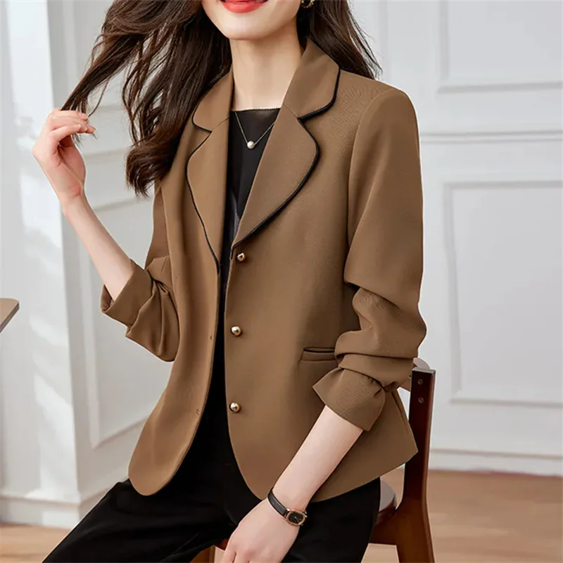2026 Nuova Primavera Estate Autunno Giacche da donna Blazer Cappotto da donna Grande Casual Capispalla corto Giacca femminile Top Versatile