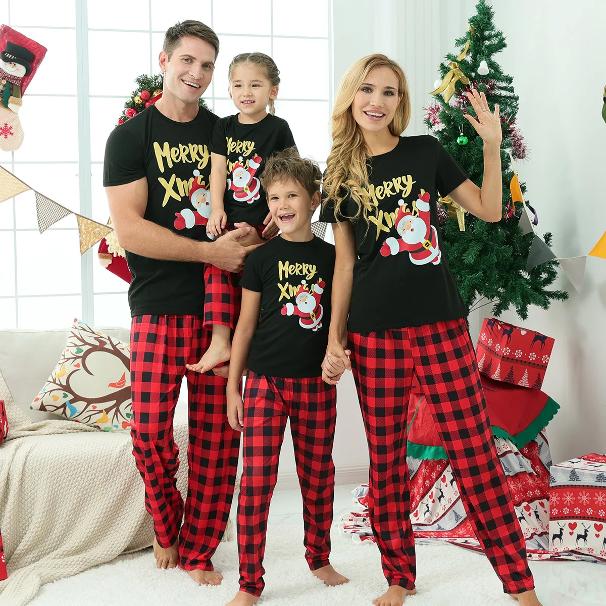 Merry Xmas Santa Plaid Print Family Pajamas Set Short Sleeve T-Shirt+Trousers 2 Pces Suit 2025 Christmas Pyjamas New Year's Look