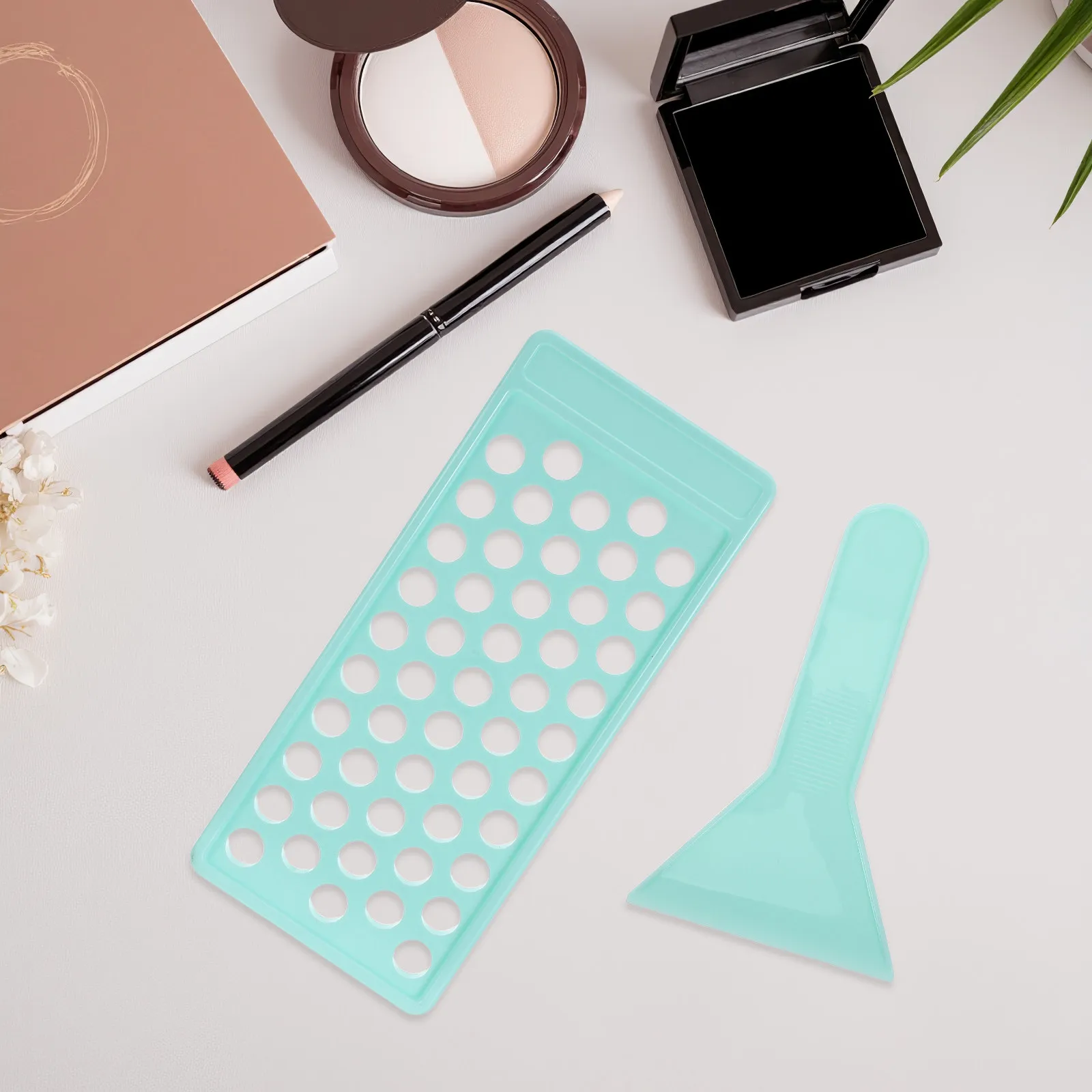 1Set Lip Balm Filling Mold 50-Slot Lip Balm Tray with Spatula Portable Tool for Lipstick Makers