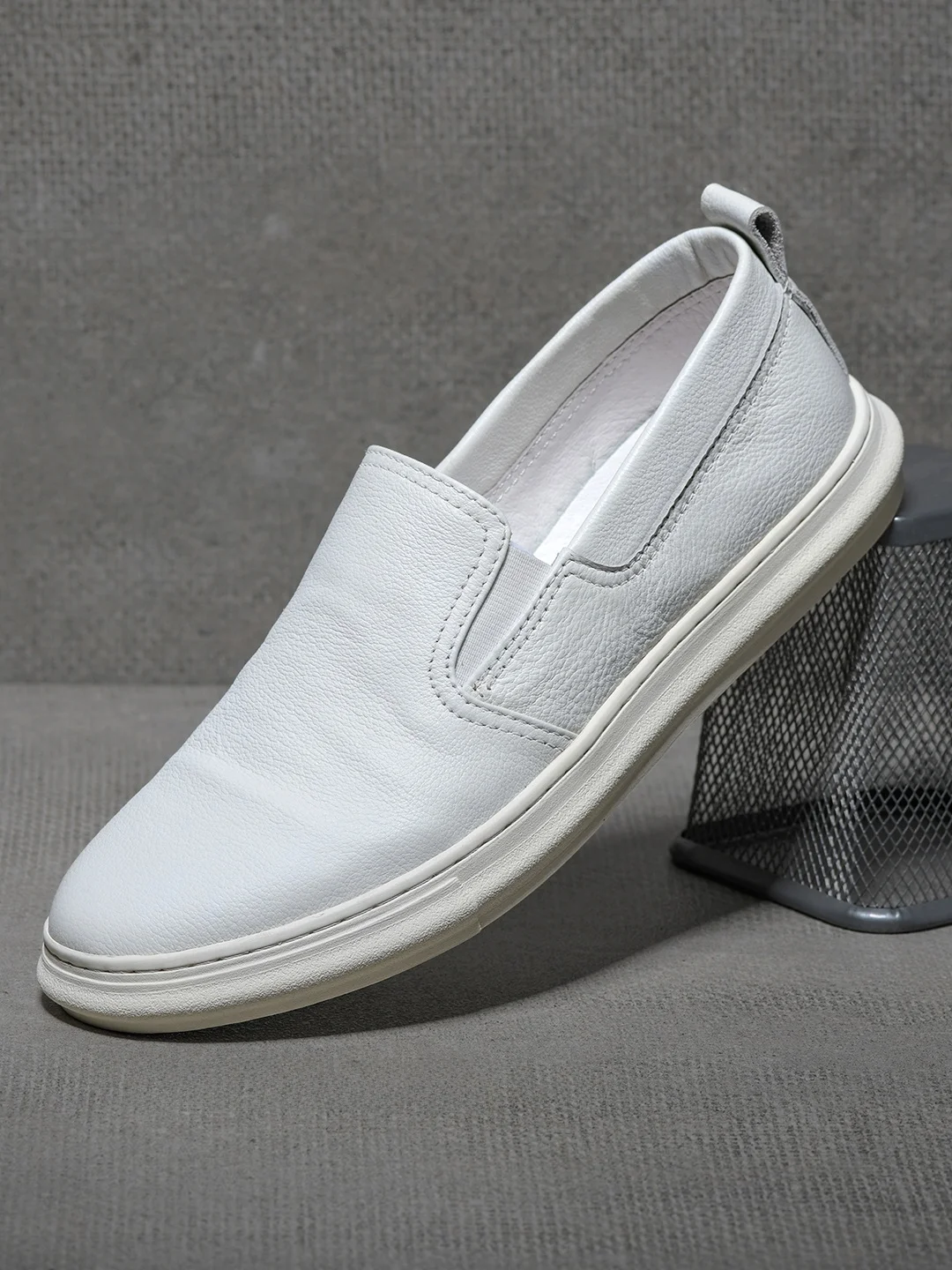 

Spring Summer Autumn Thin Breathable Genuine Leather Men's Sport Casual Trendy Slip-On Loers Low Heel Flat Bot Rubber Sole