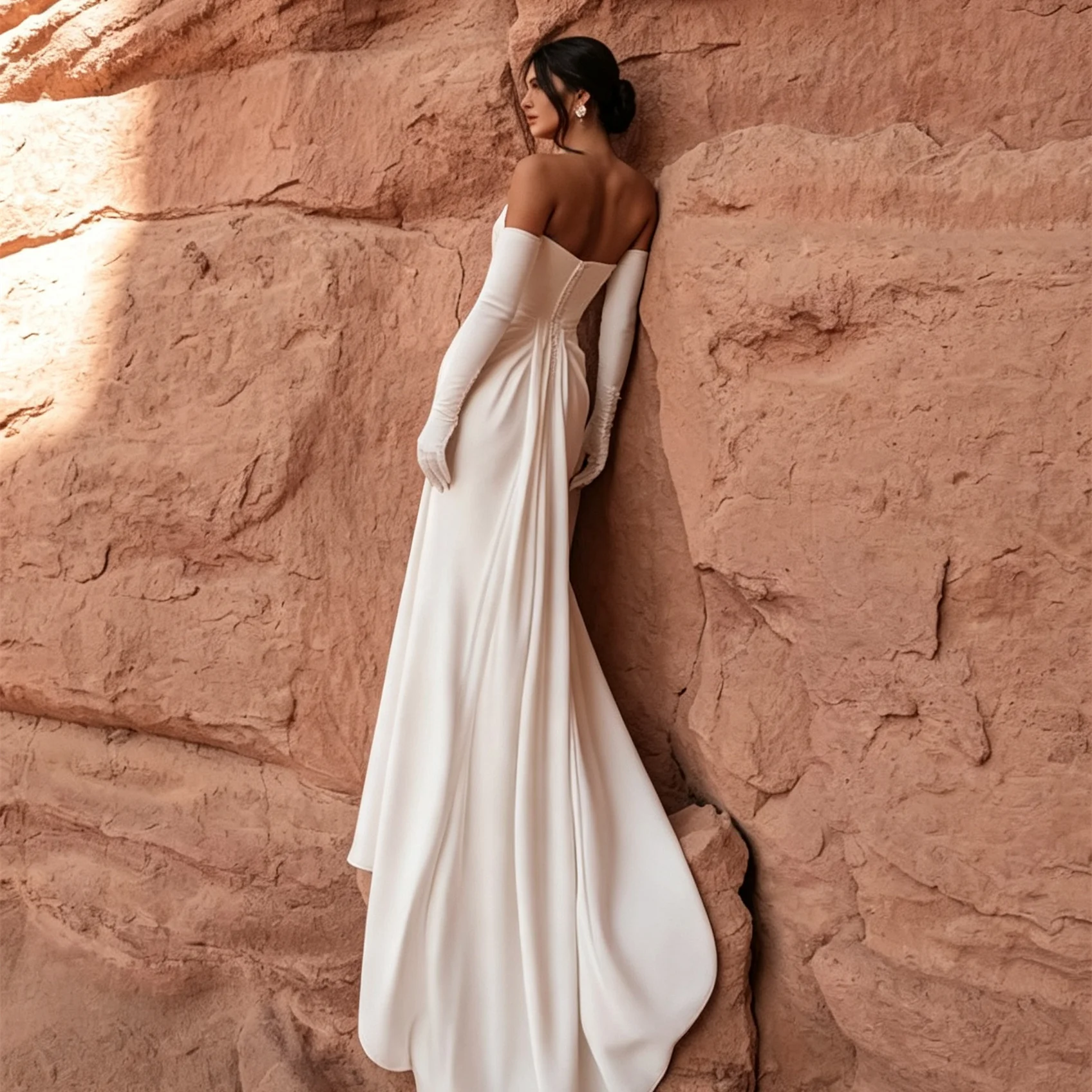 Strapless Sweetheart Mermaid Wedding Dress With Gloves Draped Ruched Court Train Simple Elegant Bridal Gown For Wedding Party