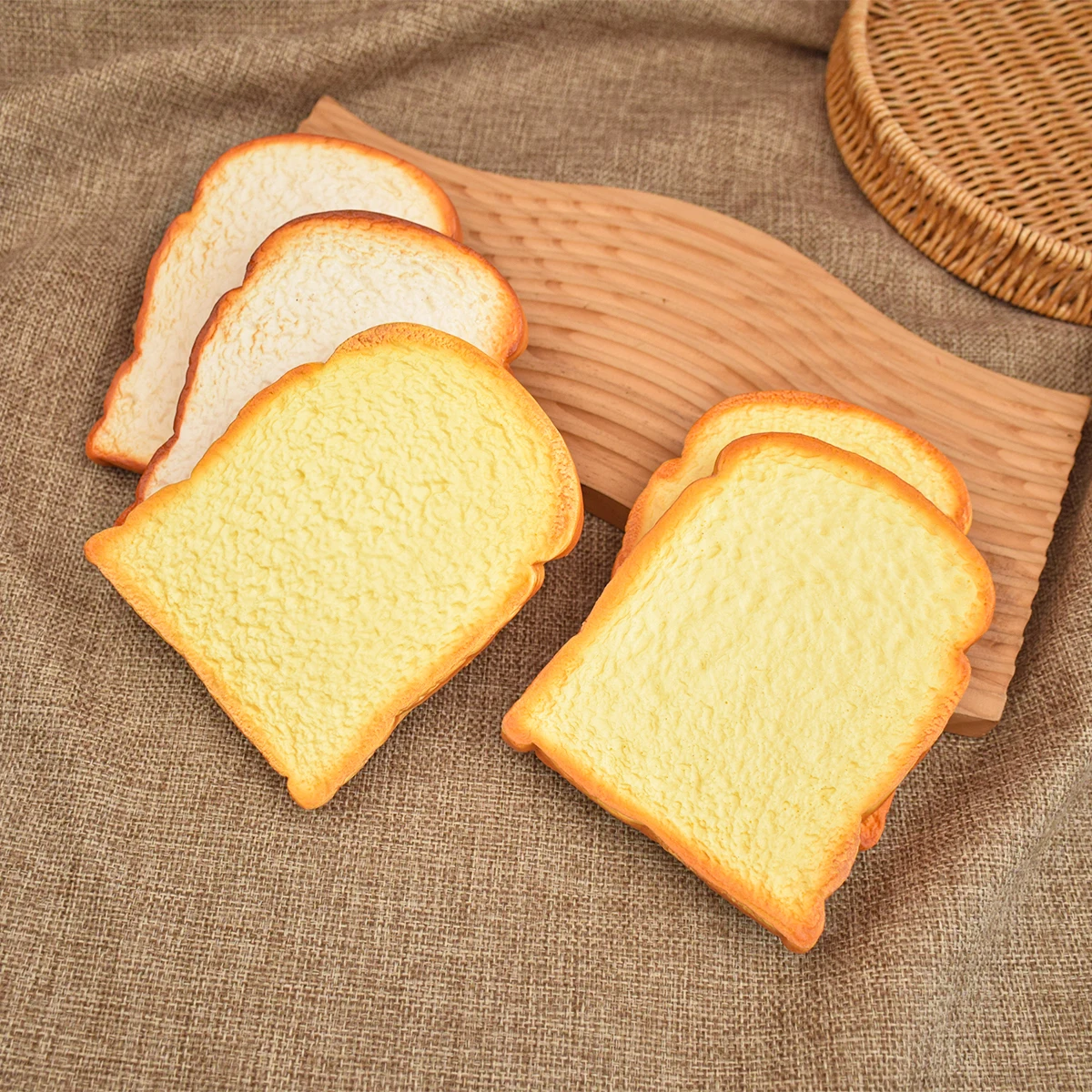 PU Fake Toast Bread Toast Slice Model Soft Bread Dessert Simulation Cake Sandwich Fake Props Home Decor Christmas Decoratio