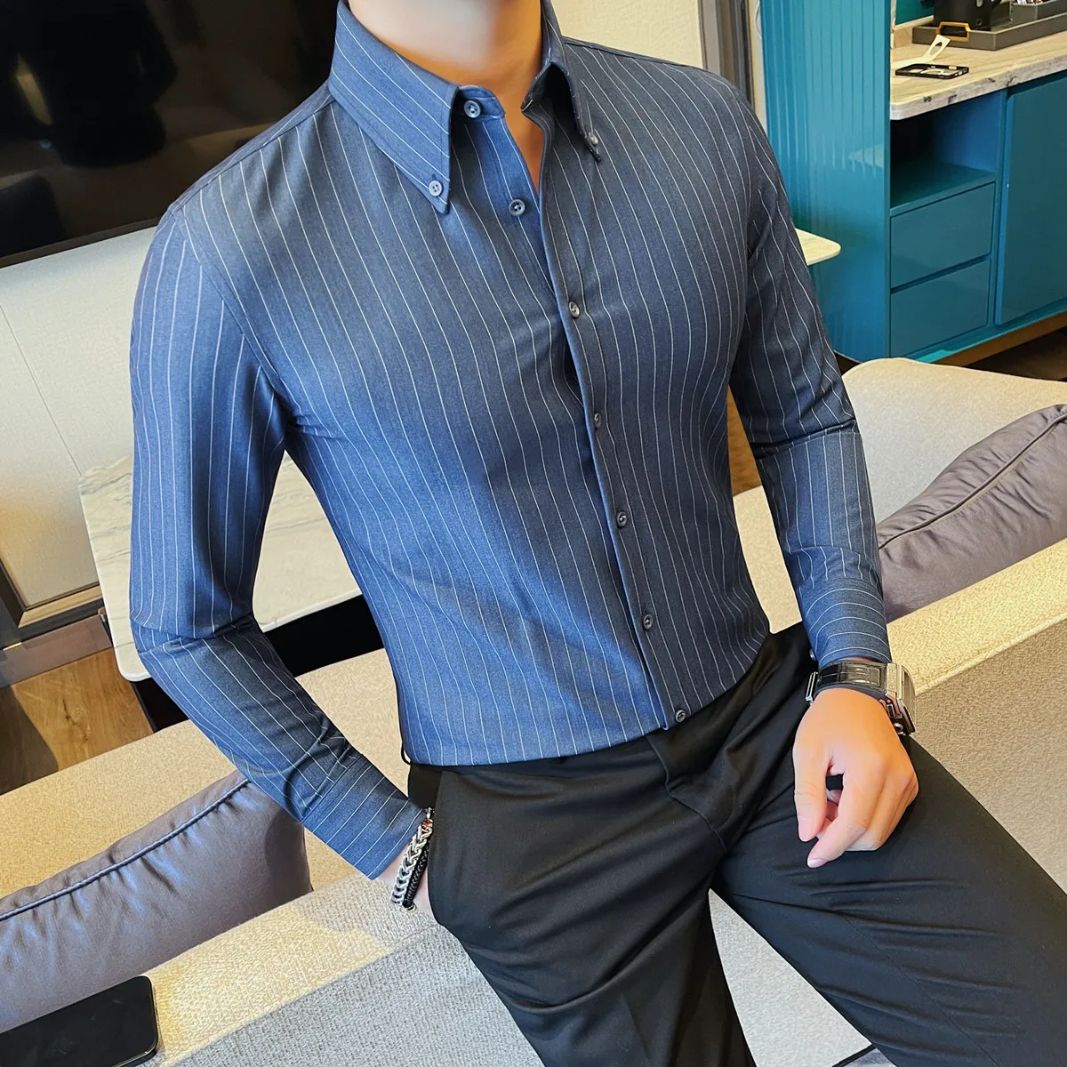 New Men's Striped Long Sleeve Shirt Business Casual Slim Neck Bottom Shirt