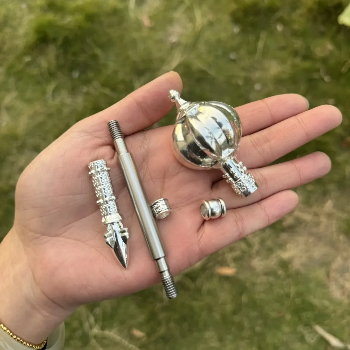 Self Defense Secruity Protection Supplies Outdoor Emergency EDC Tool Personal Safety Protective Detachable Toys For Adult