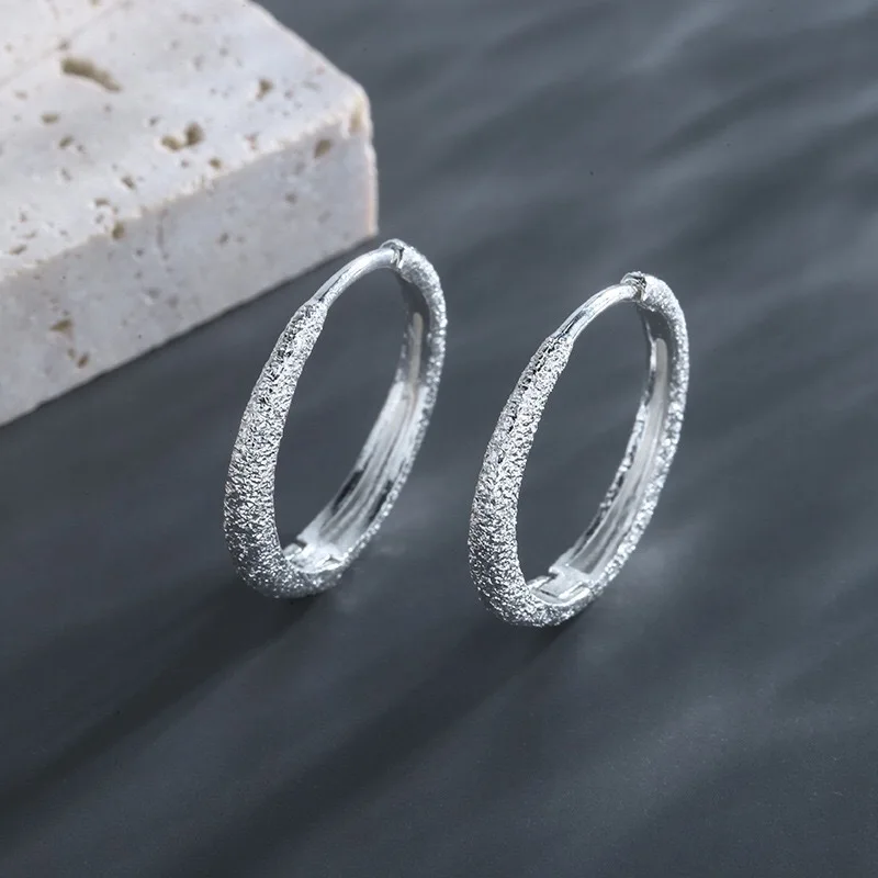 Temperament Vintage Shinning Hoop Earrings for Women Korea Trendy Earring Jewelry Prevent Allergy Party Accessories Gift