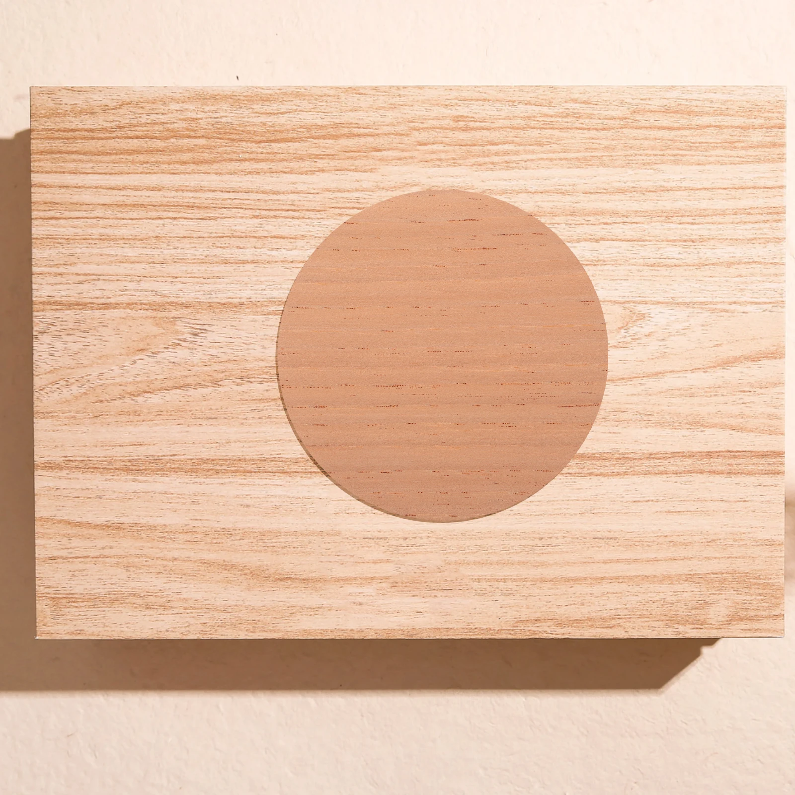 

2pcs Round Spanish Sheets For Humidor Cigar Storage Cedar Divider Sheets Moisture Control Lightweight Portable Cigar Accessories