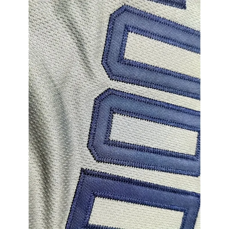 Personalisierter Name und Nummer Herren-Baseballtrikot mit Stickerei, Atlanta-Grau, V-Ausschnitt, personalisierte Kurzarm-Button-Down-Hemden