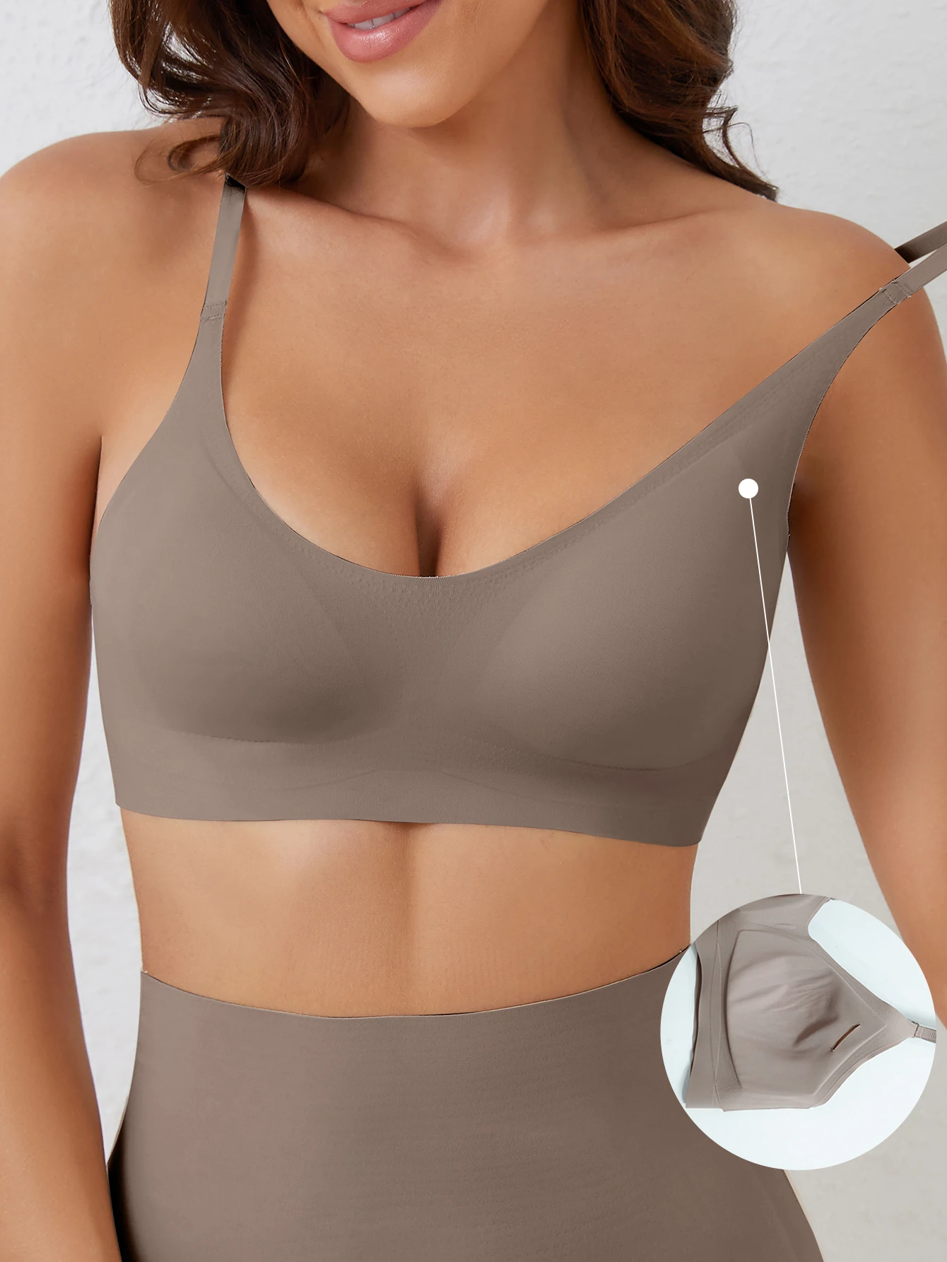 Soft Support Seamless Underwear Comfortable Gathering No Steel Ring Collection Light Thin Breathable Bra Style