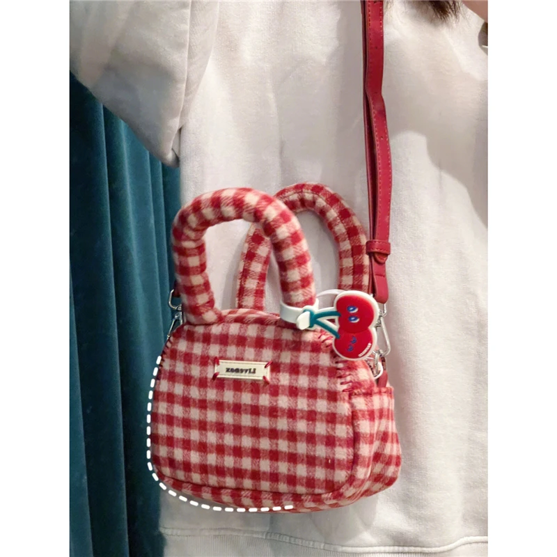 Contrast Color Women\'s Plaid Purse Handbags Fashion Ladies Soft Plush Shoulder Bags Retro Design Female Small Tote Shopper Bag