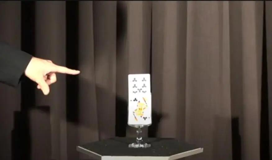 Scheda telecomandata Aumento Poker Trucco magico Puntelli magici da palcoscenico Illusioni Mentalismo Trucco magico Mago Carta scelta Aumento Divertimento