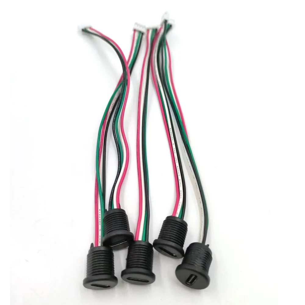 Connettore chassis femmina a tensione diretta di tipo c con fili dati di ricarica filettati con terminali connettori impermeabili di tipo C 4P