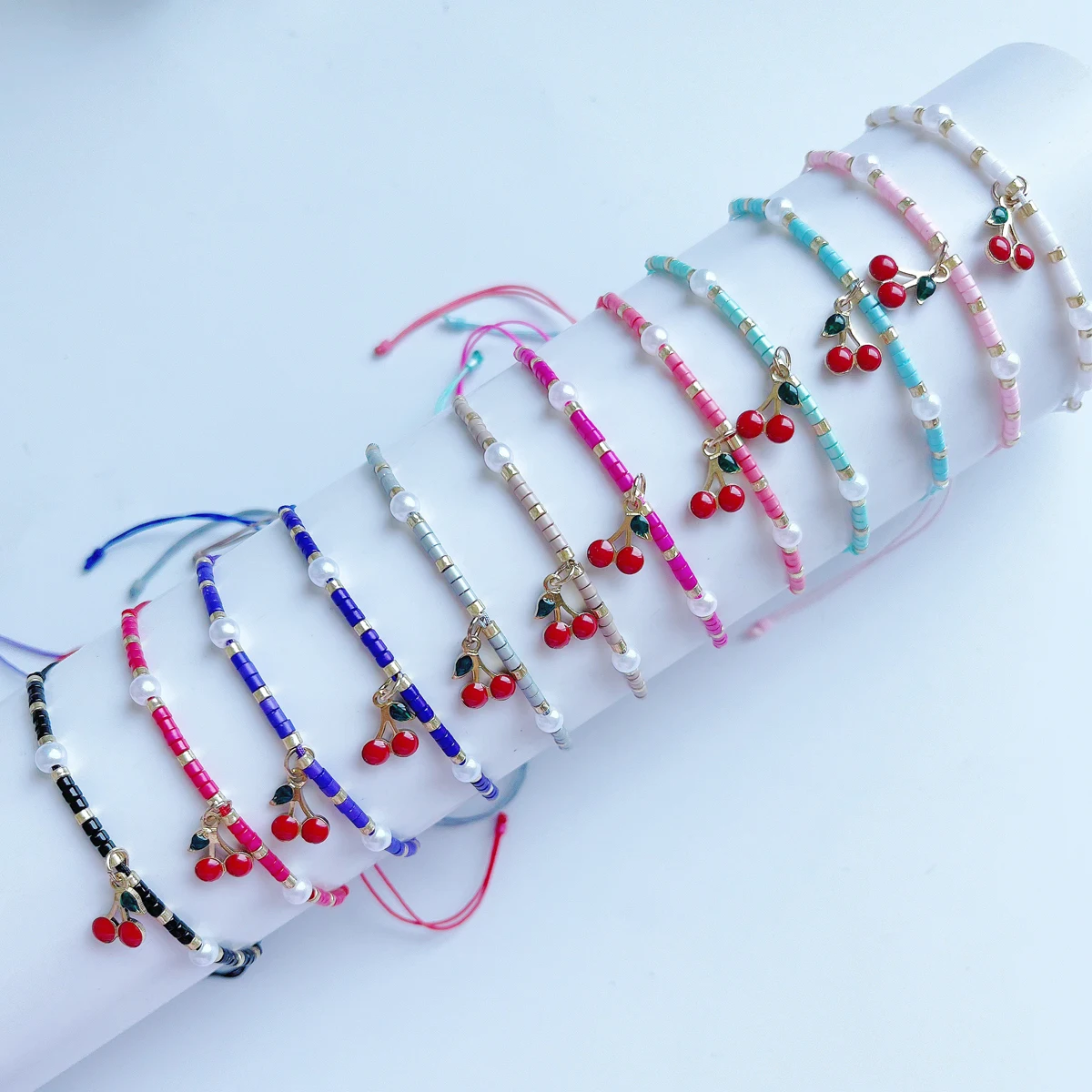 12 قطعة مجموعة أساور من خرز الأرز الملون أساور كرز الفاكهة الصيفية مع مجوهرات اللؤلؤ هدية لسوار الصديق