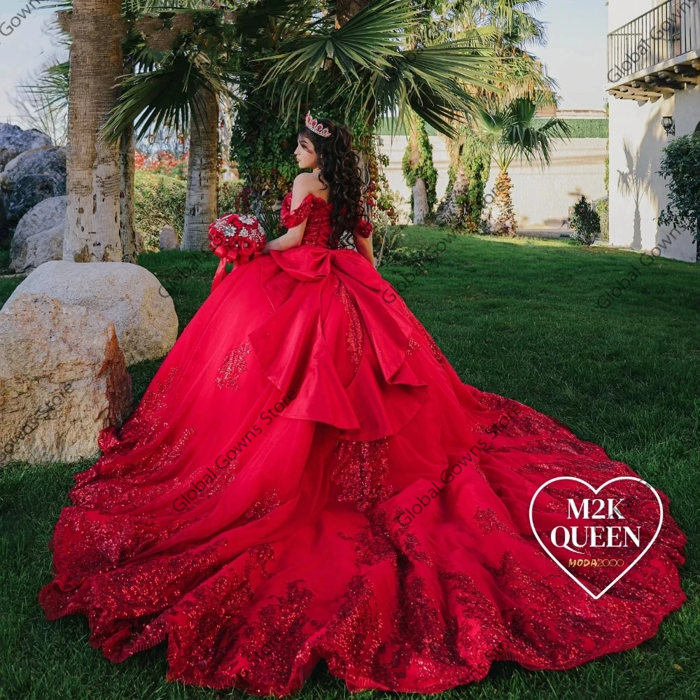 Quinceanera-プリンセスドレス2024,赤いビーズのアップリケが付いた赤いスパンコールのついたドレス,誕生日パーティー用にカスタマイズされた弓が付いた甘いドレス,豪華な,メキシコのボールガウン,