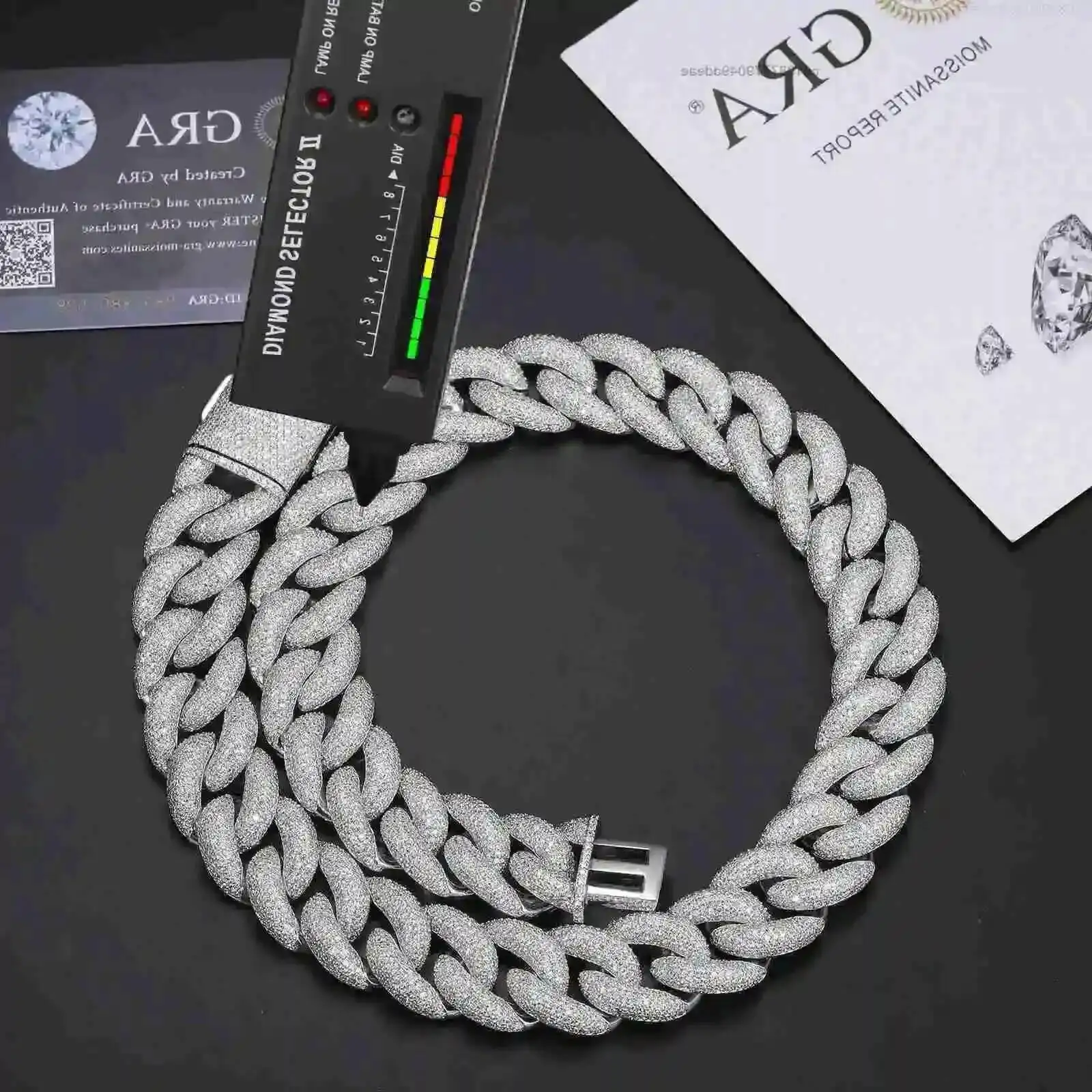 

Micro Paved VVS Moissanite Diamond 14mm 16mm 18mm 20mm s925 Sterling Silver Hip Hop Jewelry Iced Out Cuban Link Chain Necklace