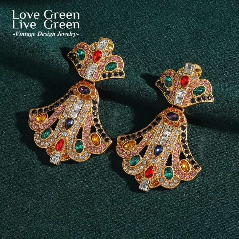 

Vintage Colorful Crystal Drop Earring Large Skirt Antique Gold Color Rhinestone Luxury Jewelry Designer Charms Wedding Christmas