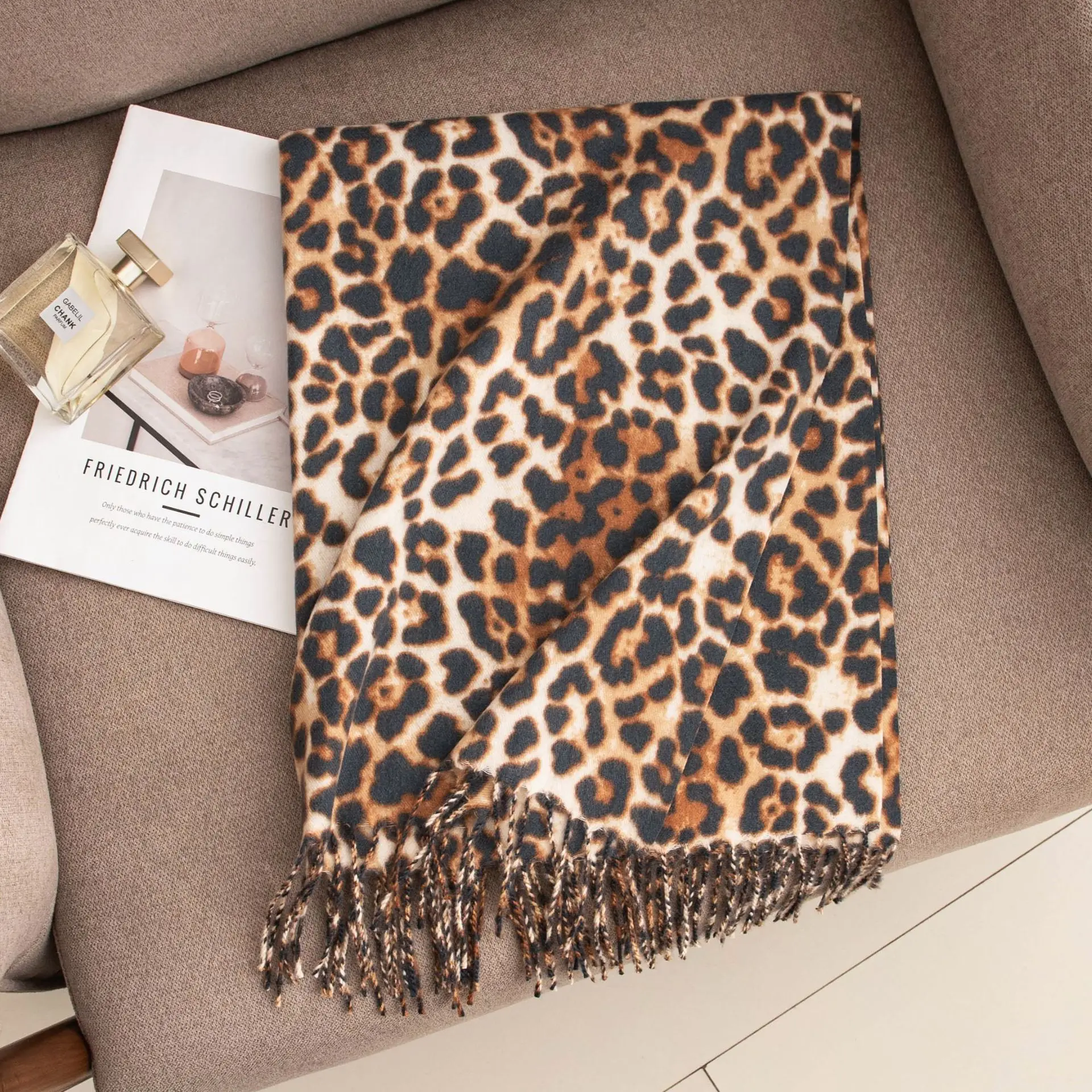 European and American Autumn Winter Scarf High-Grade Leopard Print Artificial Cashmere Women's All-Matching Warm Bib Shawl