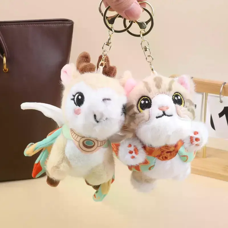 Chiński wisiorek w stylu Dunhuang z latającą kotką, urocza pluszowa zabawka, kreskówkowy dziewięciokolorowy jeleń, breloczek, urocza pluszowa lalka, zawieszka do torby, prezent.