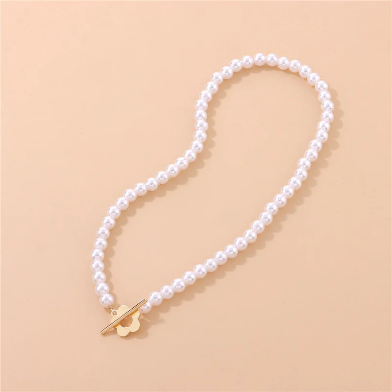 LATS 2022 Fashion Luxury OT Buckle Crystal Glass Bead Chain Choker Necklace for Women Flower Lariat Lock Collar Necklace Gifts