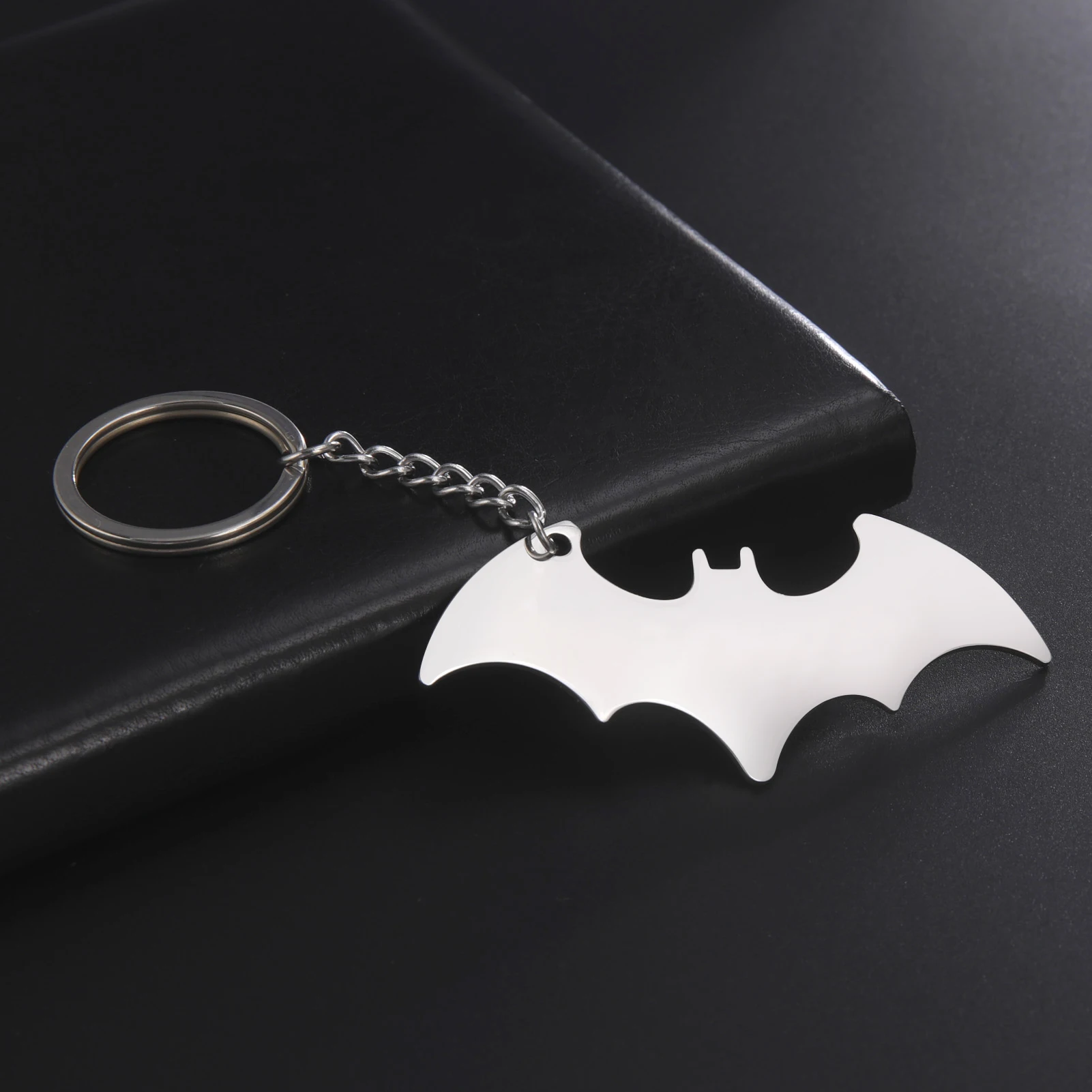 Cutting Stainless Steel Keychain Geometric Animal Bat Keychain for Men Women Trend Jewelry Birthday Gift