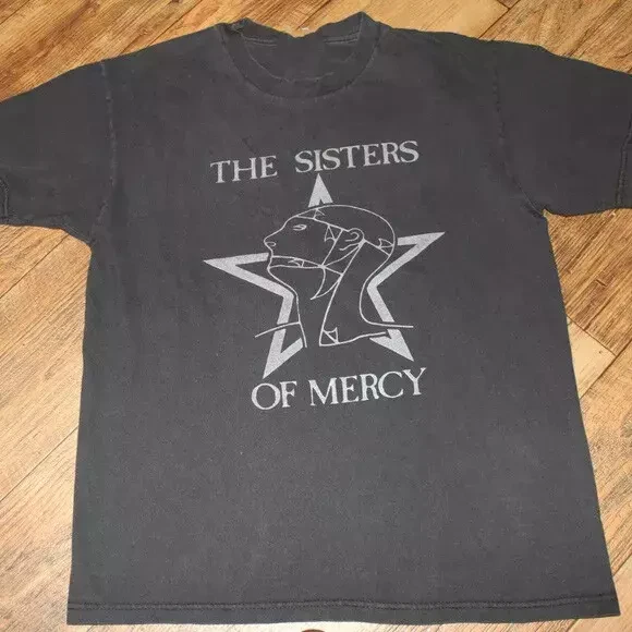 تي شيرت The Sisters of Mercy Band Tour أسود للجنسين مقاس كامل تي شيرت رجالي أسود كاجوال برقبة دائرية من القطن