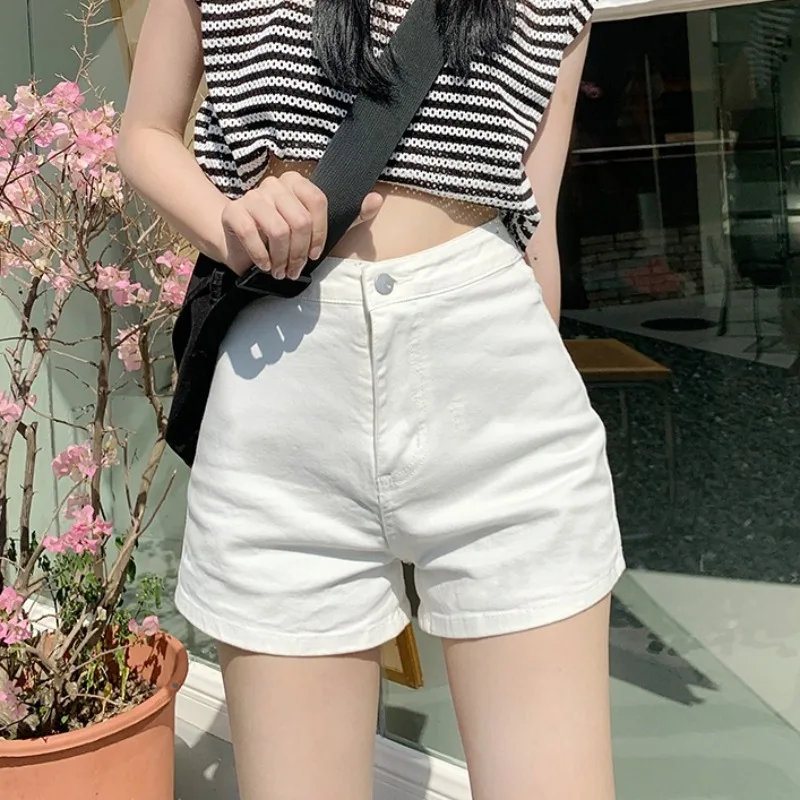 White Denim Shorts for Women in Summer, New Tight Fitting Buttocks, Spicy Girl, Waist Up, Slimming A-line Straight Leg Hot Pants