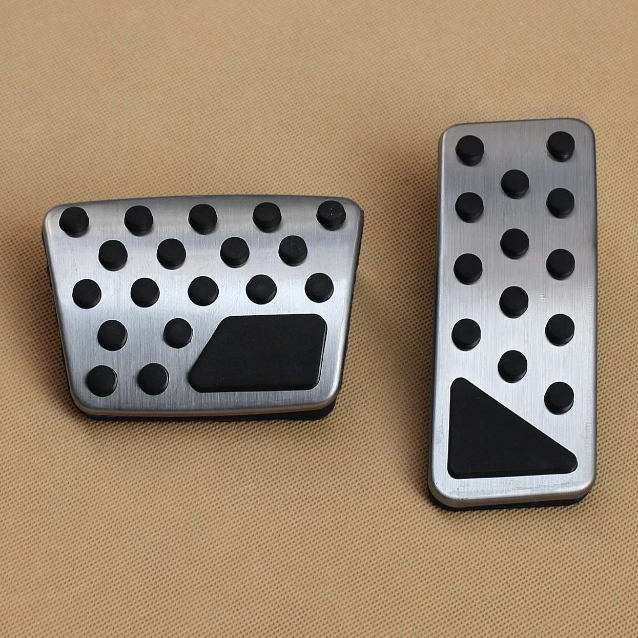Stainless Steel Foot Brake Gas Pedal Pad Cover Trim For 2014-2023 Jeep Cherokee KL