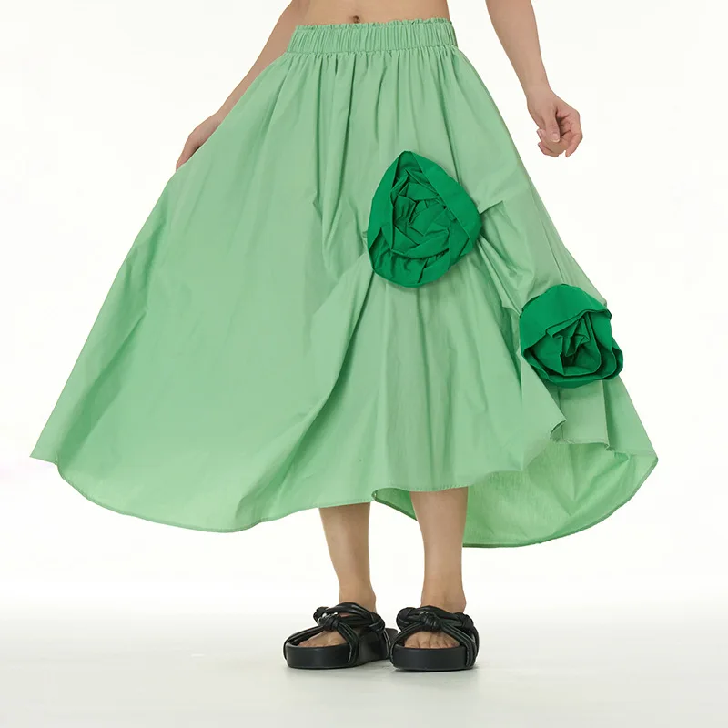 

Three dimensional flower bud skirt slims down floral decoration half skirt 2024 spring new niche design irregular skirt