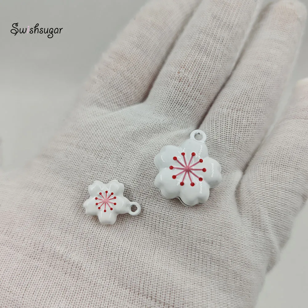 2 Size Pinky Red White Sakura Flower Jingle Bell Metal Charms Pendant Bracelet Kids Girl Jewelry Accessories Decor
