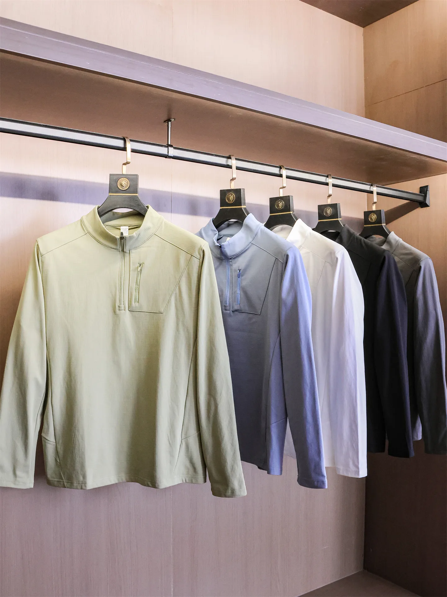 Tech Lock Temperature Integrated Fleece Half Zip T-Shirt for Men Outdoor Sports Warm Standard Fit Long Sleeve Breathable