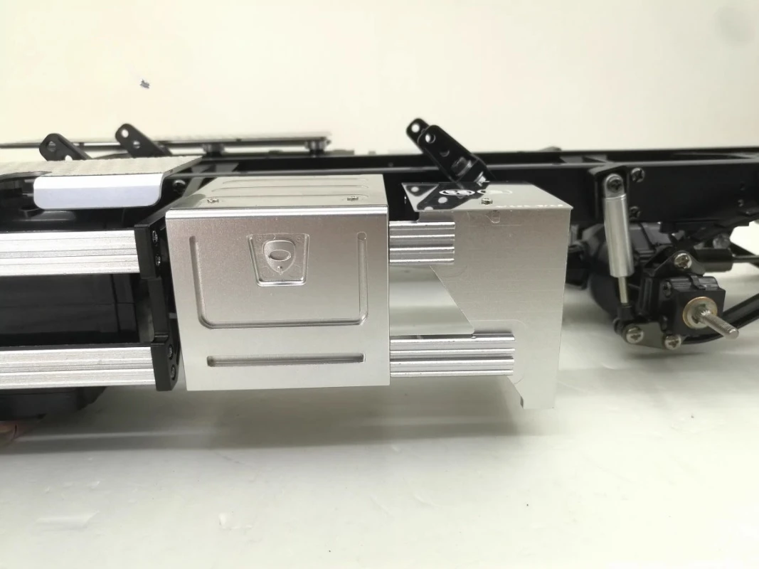 

Aluminum Alloy Cnc Triangle Toolbox Equipment Box Accessories for 1/14 Tamiya RC Truck Trailer Tipper Volvo 56360 DIY Car Parts