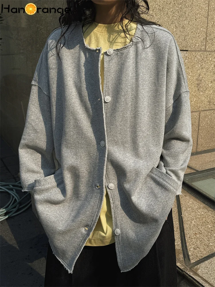 

HanOrange 2026, ранняя весна, простой однобортный кардиган с круглым вырезом и потертыми краями, женский свободный женский топ, черный/светло-серый