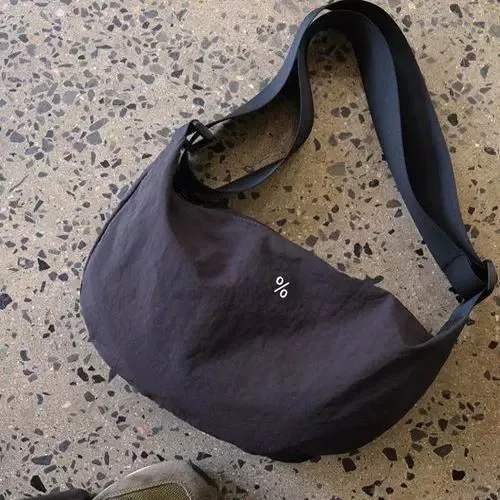 حقيبة كروس ذات سعة كبيرة، طراز ياباني، خفيفة الوزن، متعددة الاستخدامات، كاجوال، خارجية، رياضية، حقيبة زلابية