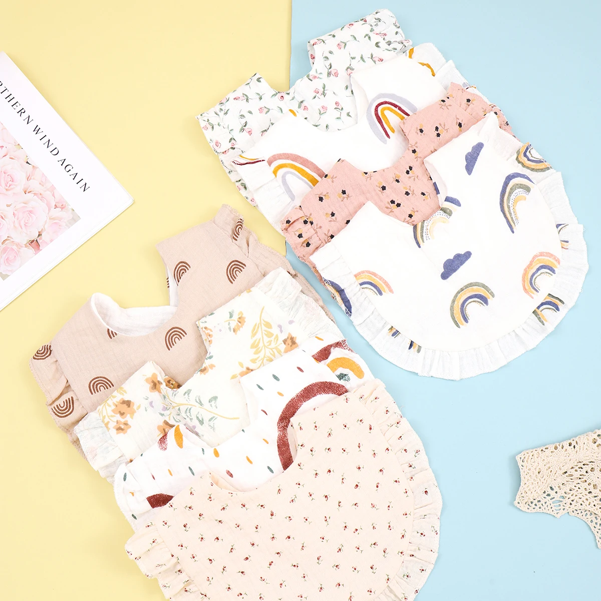 

Baby drool towel ruffled baby cotton printed gauze lace bib Drool pocket all cotton set