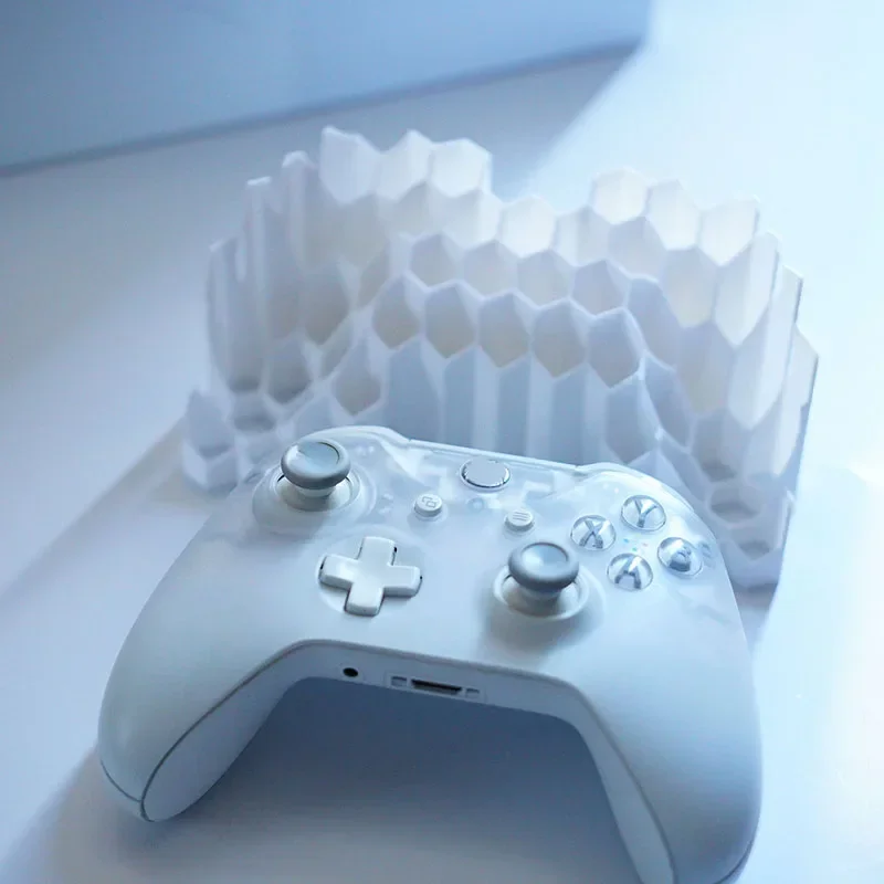 

For Xbox Series S/X and NSPRO Honeycomb - shaped Display Stand for Game Controllers - Ideal