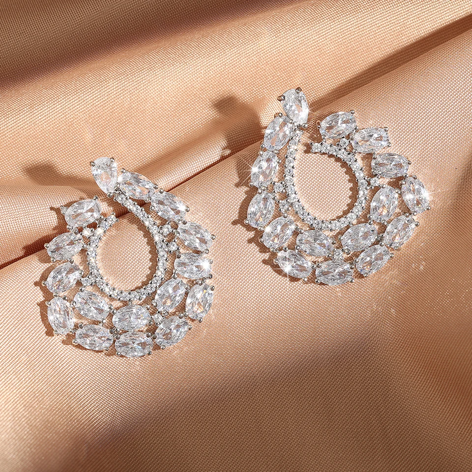 ZAKOL Fashion Clear Zircon Circle Shape Stud Earrings for Women Crystal Wedding Party Jewelry EP069