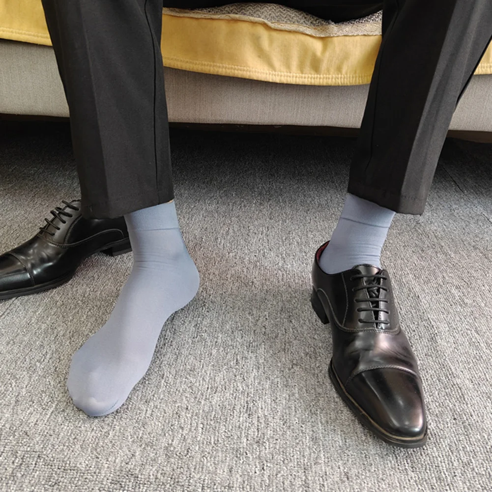 

Простые повседневные мужские чулки, легкие полупрозрачные 5-цветные доступны деловые носки средней длины, повседневные деловые носки