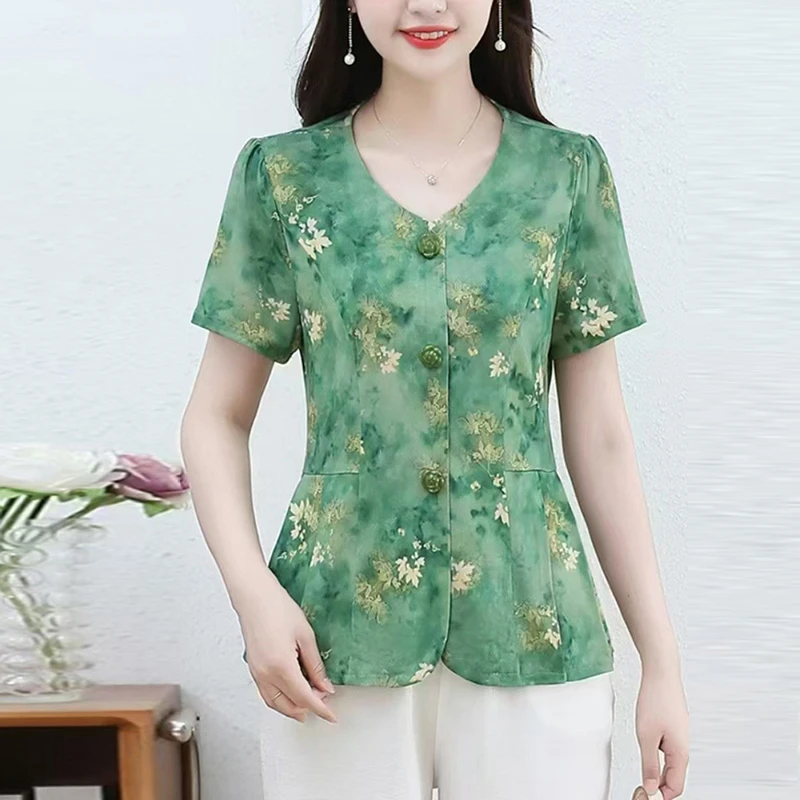 

2025 Mother Chiffon Short-sleeved Thin Middle-aged and Elderly Women's Top Temperament Belly-covering Shirt