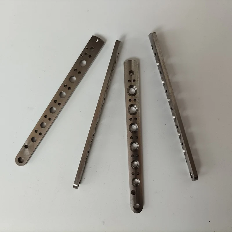 Titânio CNC Handle Patches para Benchmade Modelo, Faca Escalas, Facas, Fazer Acessórios, Peças, DIY, 62, 63, 67, b' i-Song, 4Pcs por lote